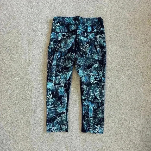 Lululemon Fast & Free Crop II Nulux 19" Eternal Wave Starlight Black Yoga Size 6 - Picture 4 of 5